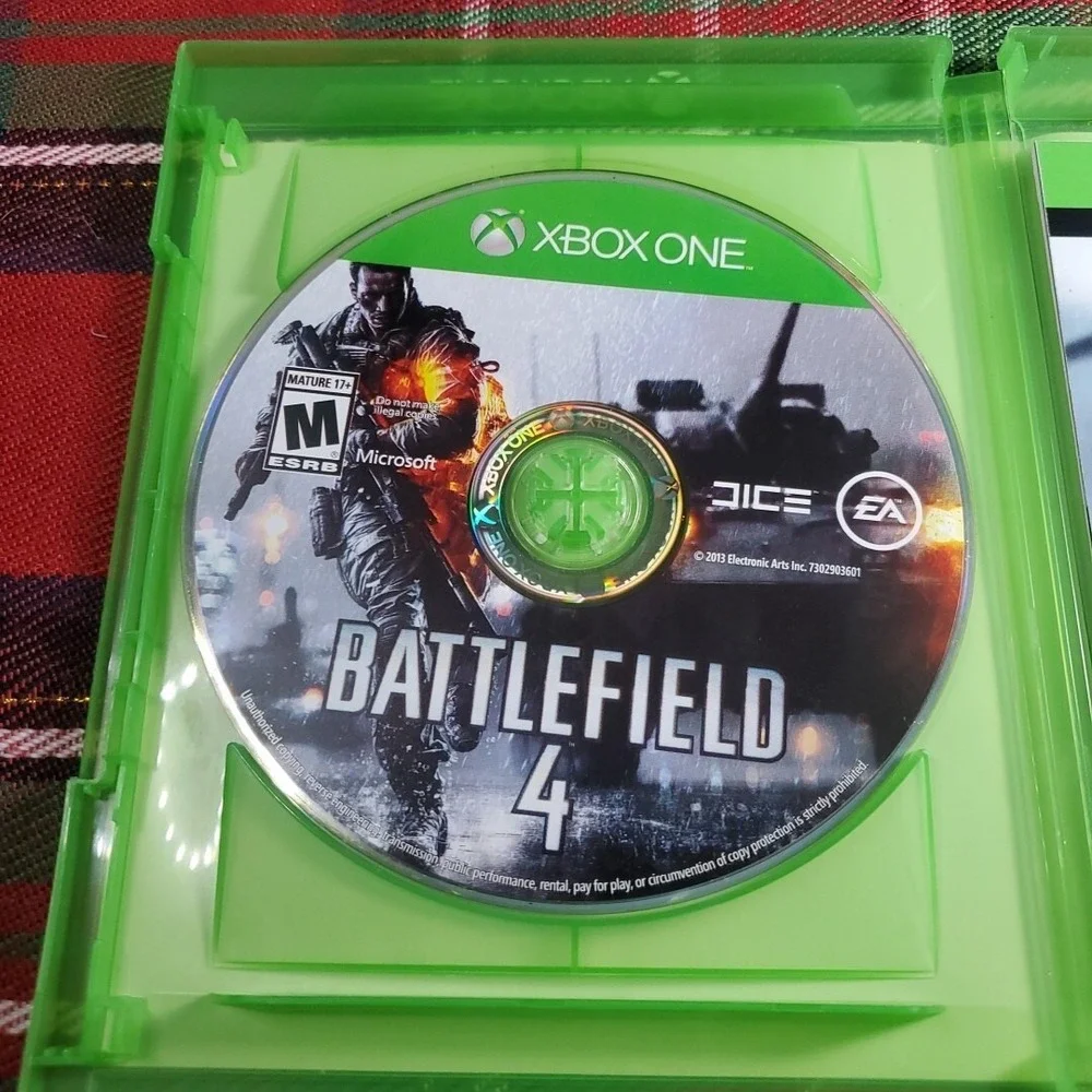 EA Battlefield 4 Xbox One Video Game Mature Green Action FPS Shooter DICE